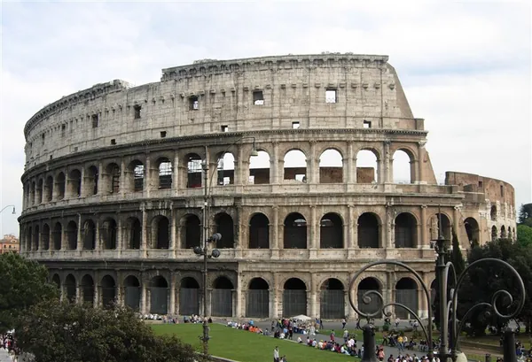 What Are Ancient Roman Buildings Learn 3 Main Types Built Long Ago