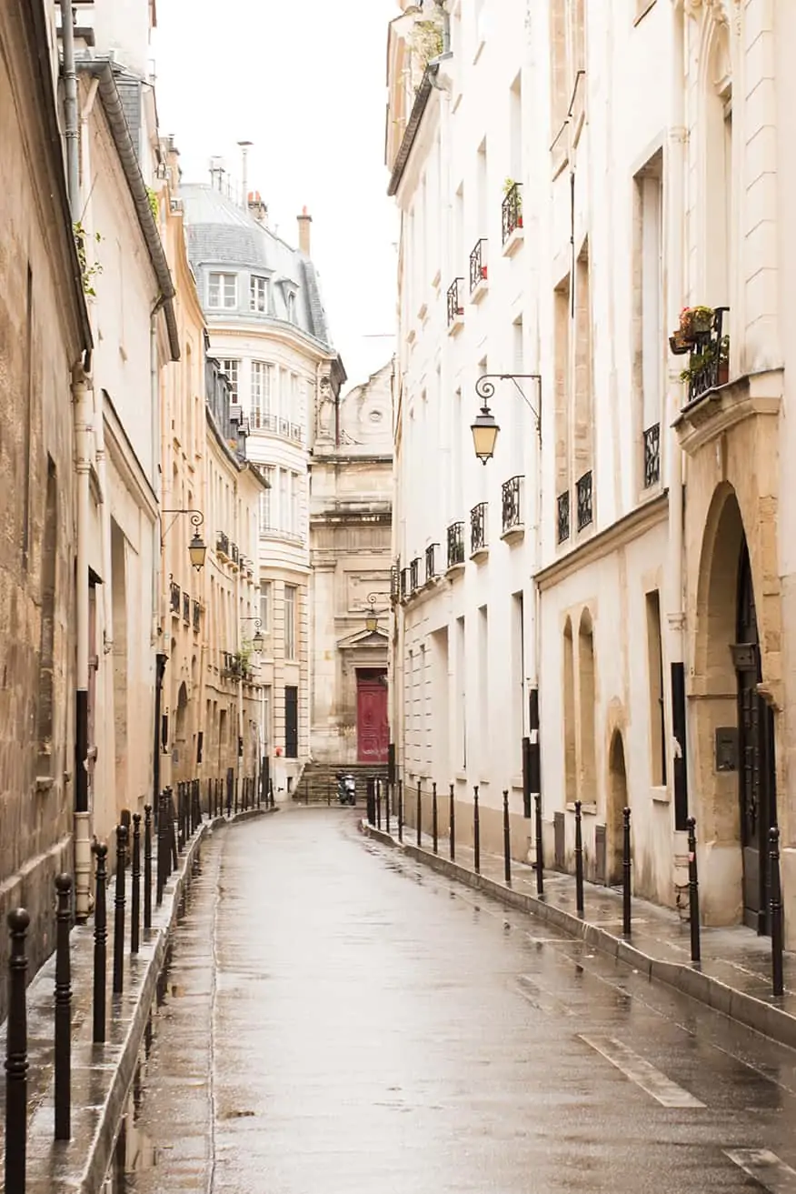 Best Paris Rainy Street Views? Top 5 Spots You Must Visit