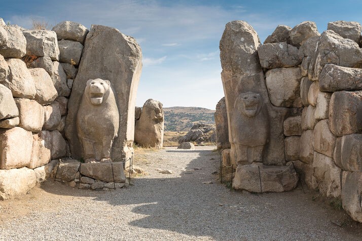 Why Go to Hattusa Turkey? Top Reasons to Explore This Historic Site!