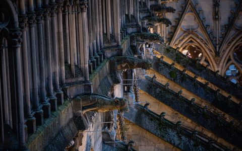 Visiting Greatest Gothic Cathedrals? You Must See These Famous Features Inside