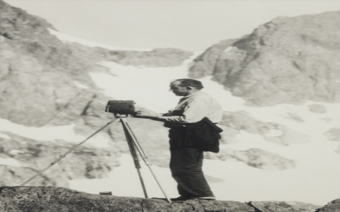 Top tips for understanding Ansel Adams famous photographs style