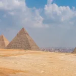 how long did it take to build the egyptian pyramids learn the fascinating history